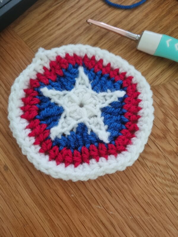 Captain America Dog Bandana Crochet Pattern - Image 2