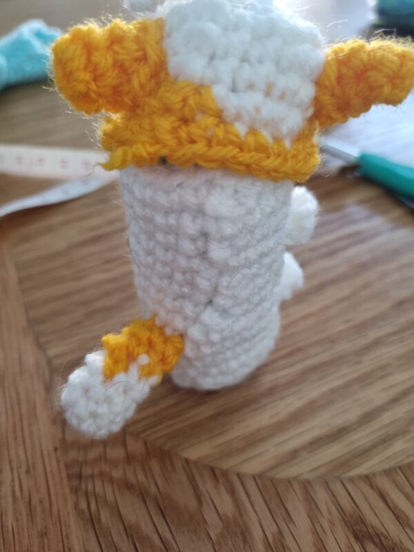 Cute Crochet Dog Poop Bag Holder Pattern - Image 3